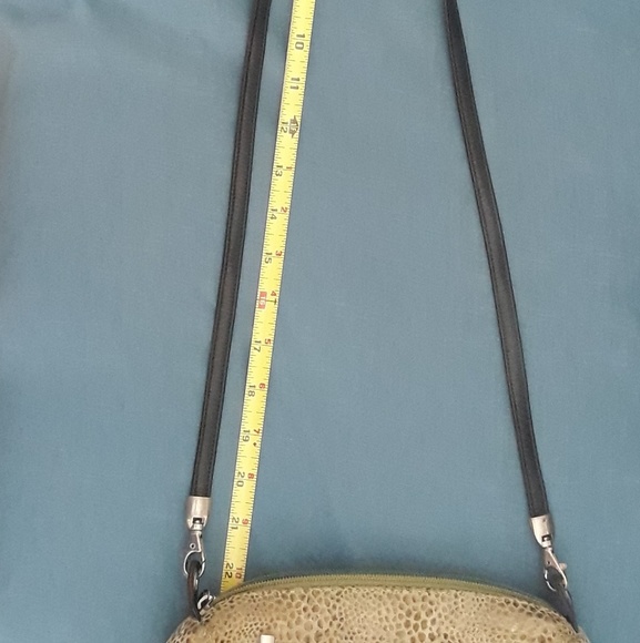 Due Fratelli Canada Crossbody Bag - Picture 3 of 8